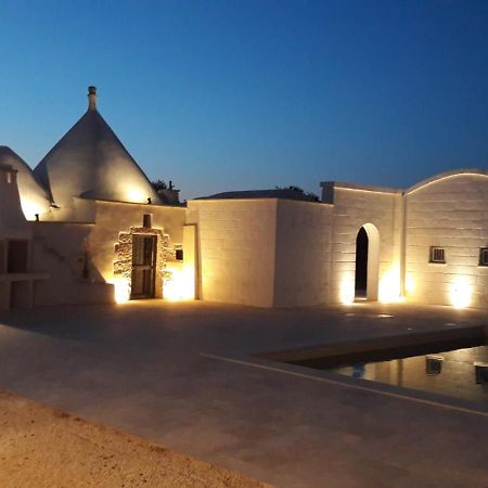 Trullo Amelie Villa Остуни Екстериор снимка