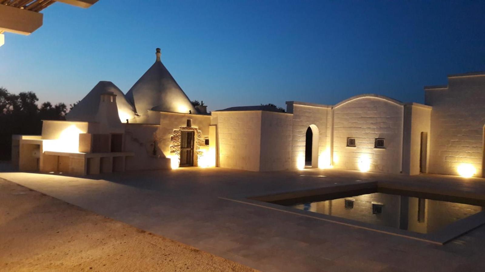 Trullo Amelie Villa Остуни Екстериор снимка