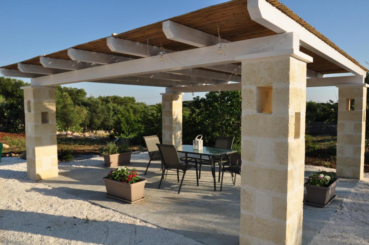 Trullo Amelie Villa Остуни Екстериор снимка
