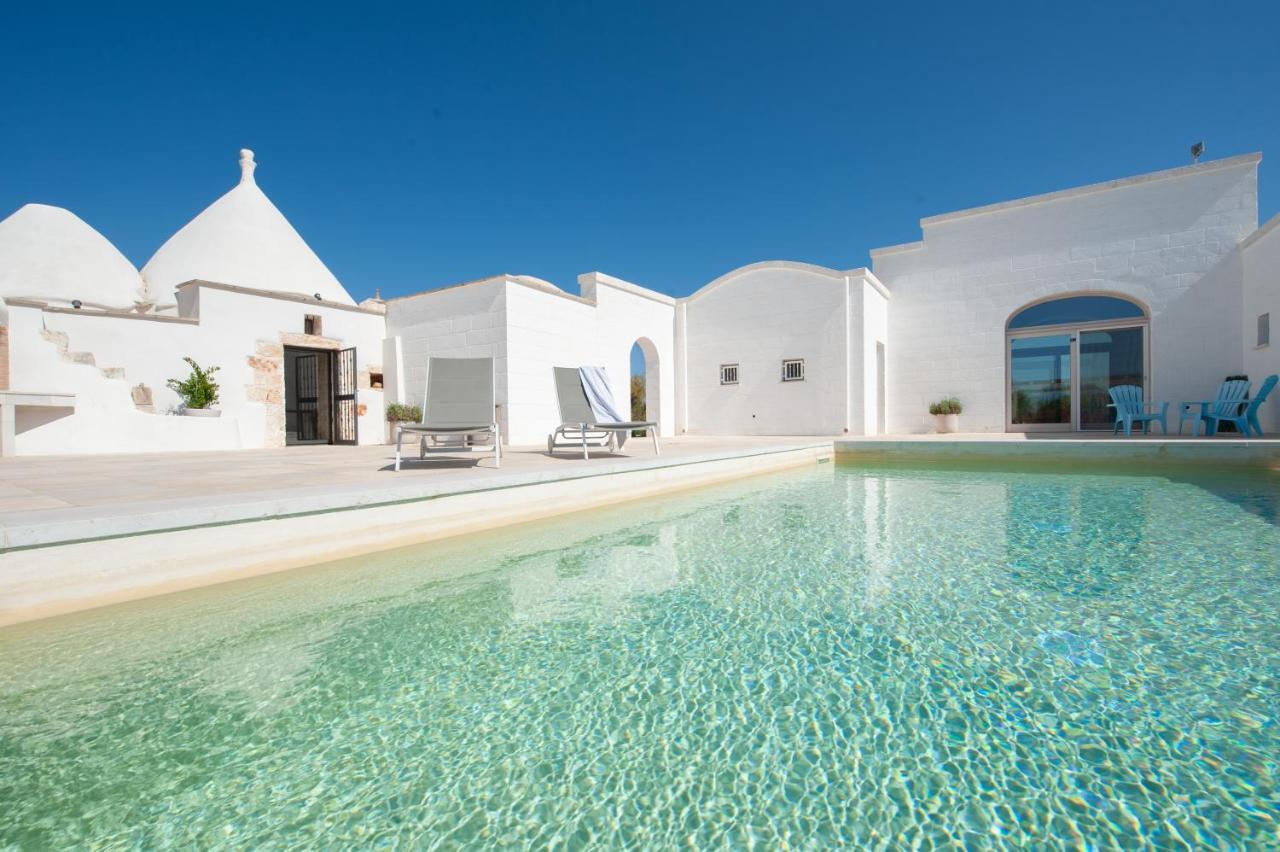 Trullo Amelie Villa Остуни Екстериор снимка