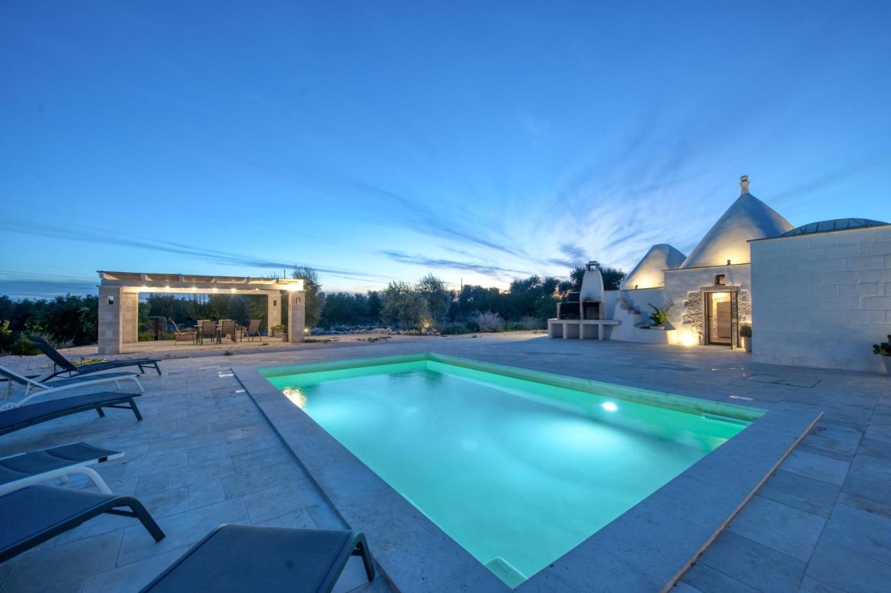 Trullo Amelie Villa Остуни Екстериор снимка