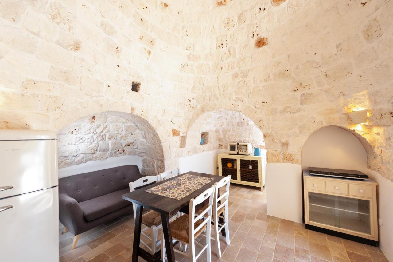 Trullo Amelie Villa Остуни Екстериор снимка