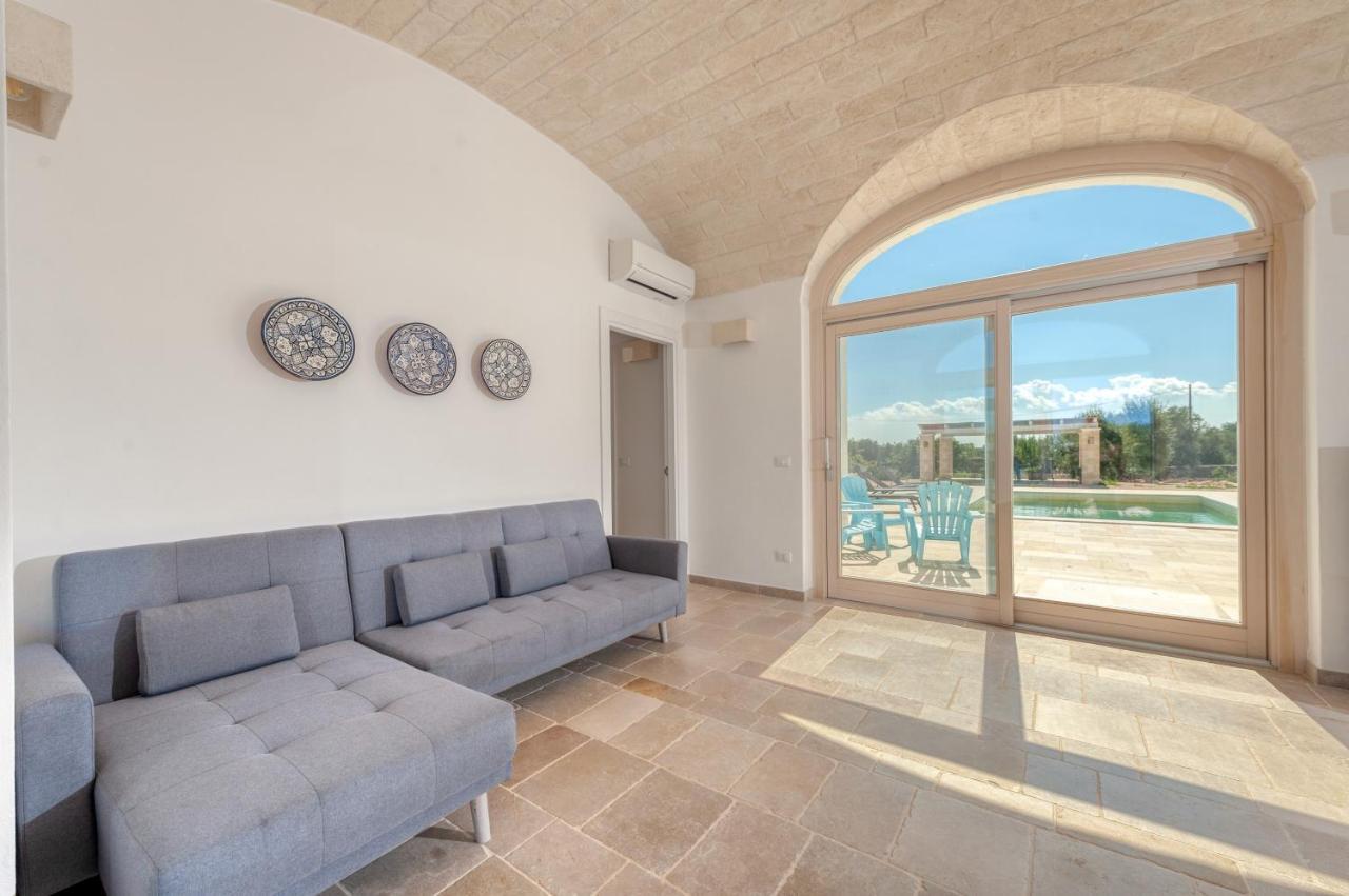 Trullo Amelie Villa Остуни Екстериор снимка